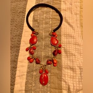 Statement necklace